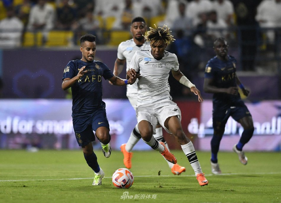 与泰国选手 与泰国选手